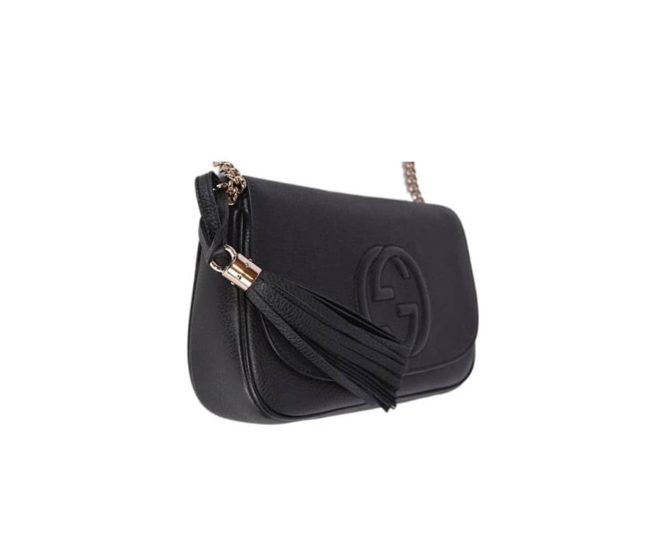 Bolso Gucci de hombro Soho, en tonalida negra.